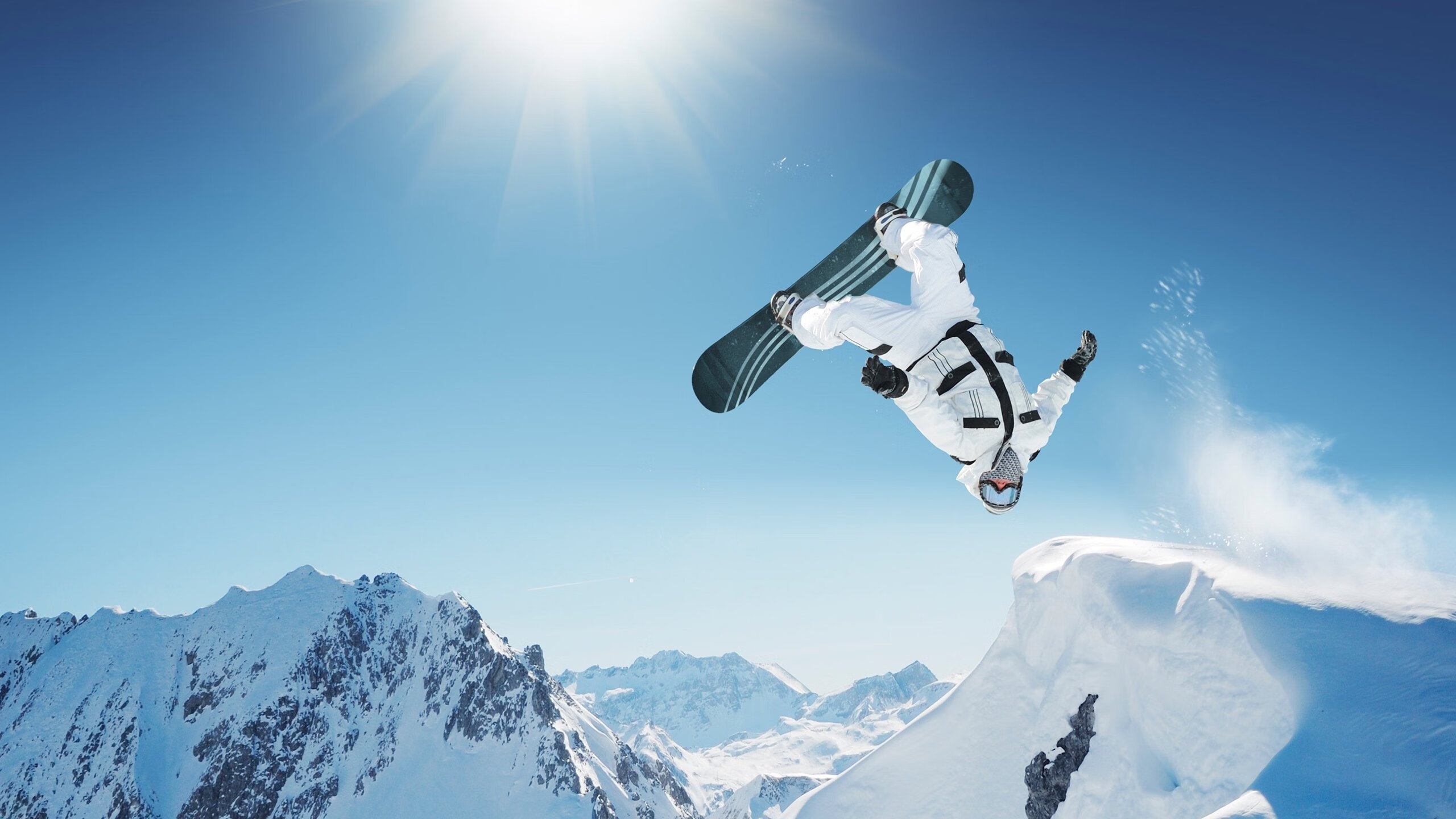 “英超盛事：一场比赛改变榜单格局”，英超所有比赛